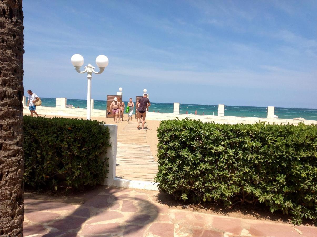 Urbanizacion Primera Linea De Playa Дения Экстерьер фото